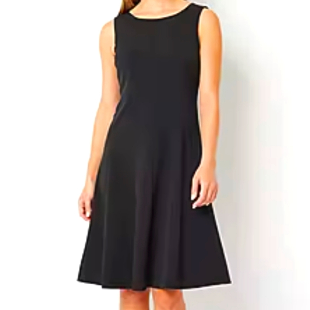 Black Label| NWT Black Sleeveless Back Zippered Midi Dress With Pleats